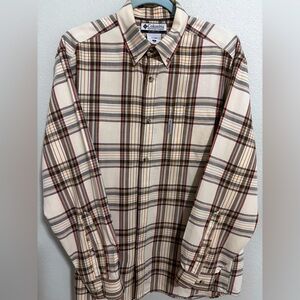 Columbia Men’s plaid button down shirt